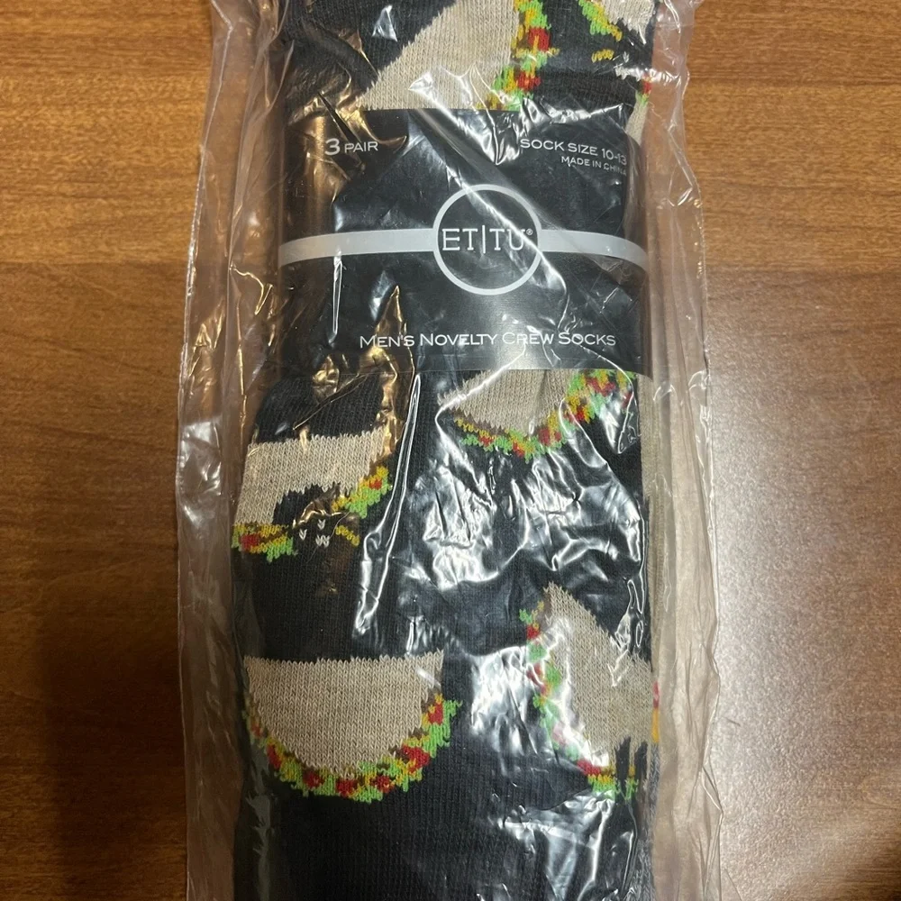 NWT Men’s 3 pack socks 🧦 - Picture 1 of 5